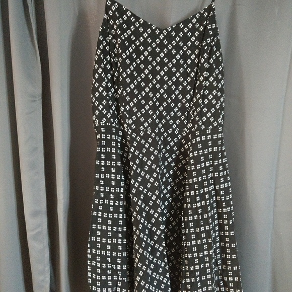 Old Navy Skater Dress - Picture 1 of 4